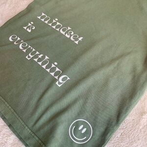 XXL Brand new oversized vintage wash green mindset is everything smiley tee